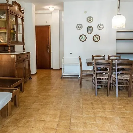 Trilocale Con Giardino A Numana, Vicino Al Centro E Alle Spiagge - N037 * Numana