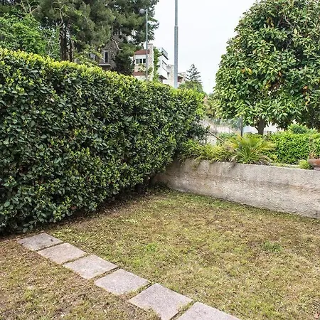 Trilocale Con Giardino A Numana, Vicino Al Centro E Alle Spiagge - N037 *