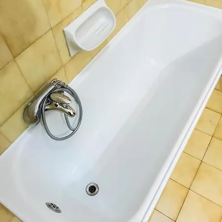 Trilocale Con Giardino A Numana, Vicino Al Centro E Alle Spiagge - N037 *
